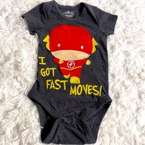 Sixflags | 6M baby boys onesie | The Flash